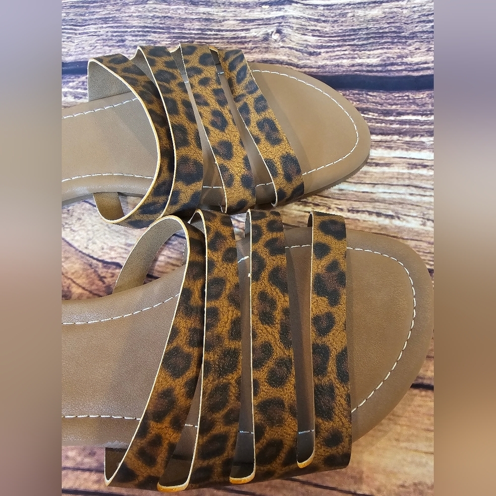 Hey Girl By Corkys Women's Size 9 Leopard Bikini Slide Sandals Summer - Picture 4 of 7
